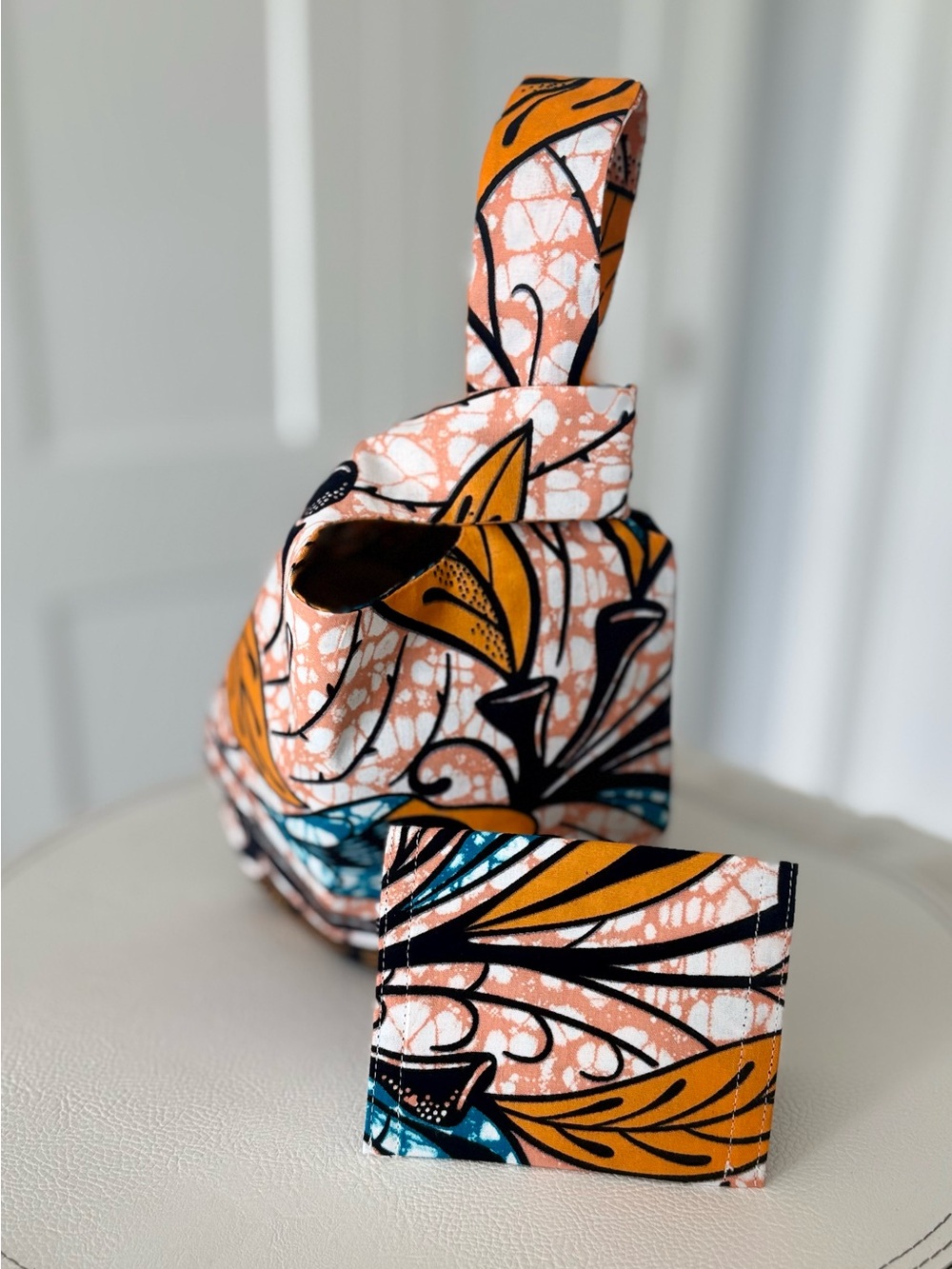 Reversible Geometric Patterned Wristlet Knot Bag with Matching Card Holder